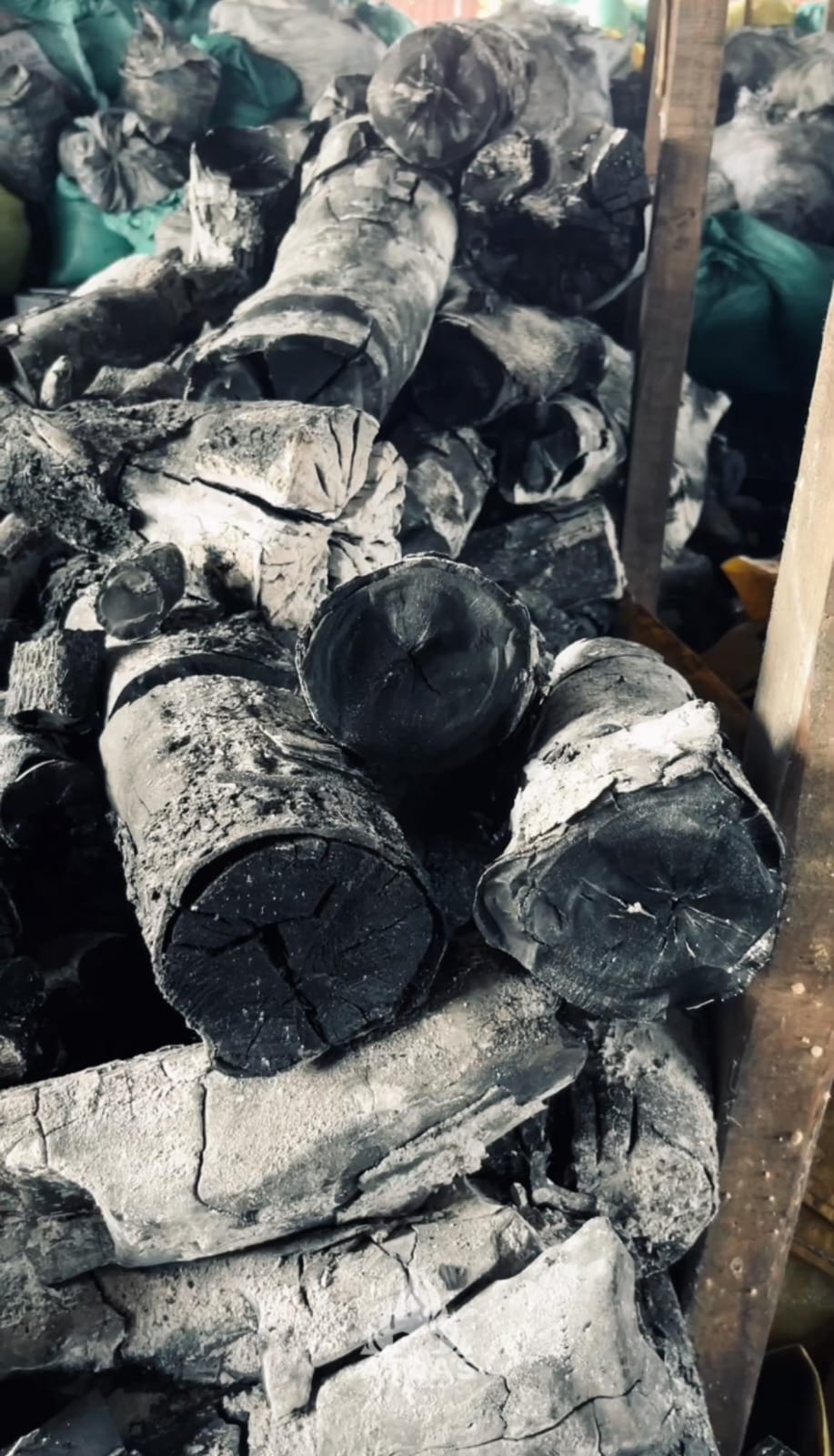 Hardwood Charcoal